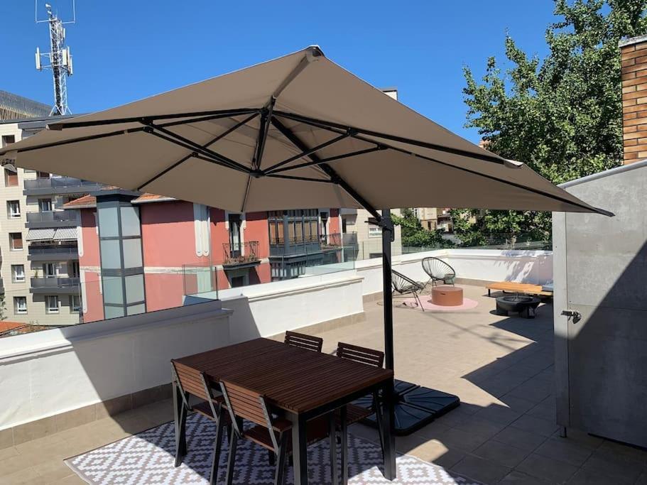 ゲチョAtico Con Preciosa Terraza En Algortaアパートメント エクステリア 写真